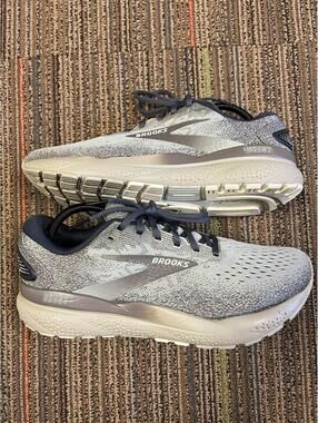 Brooks Ghost 16 Cream